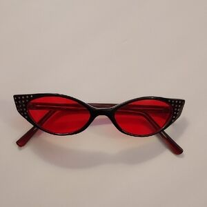 Vintage Brown Red Cat-Eye Sunglasses With Rhinestones Retro Mad Men